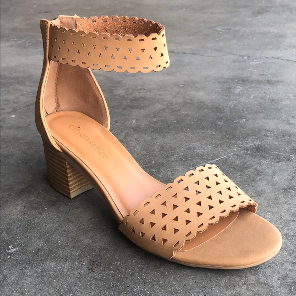 CityClassified Women’s Ankle Strap Sandals Tan